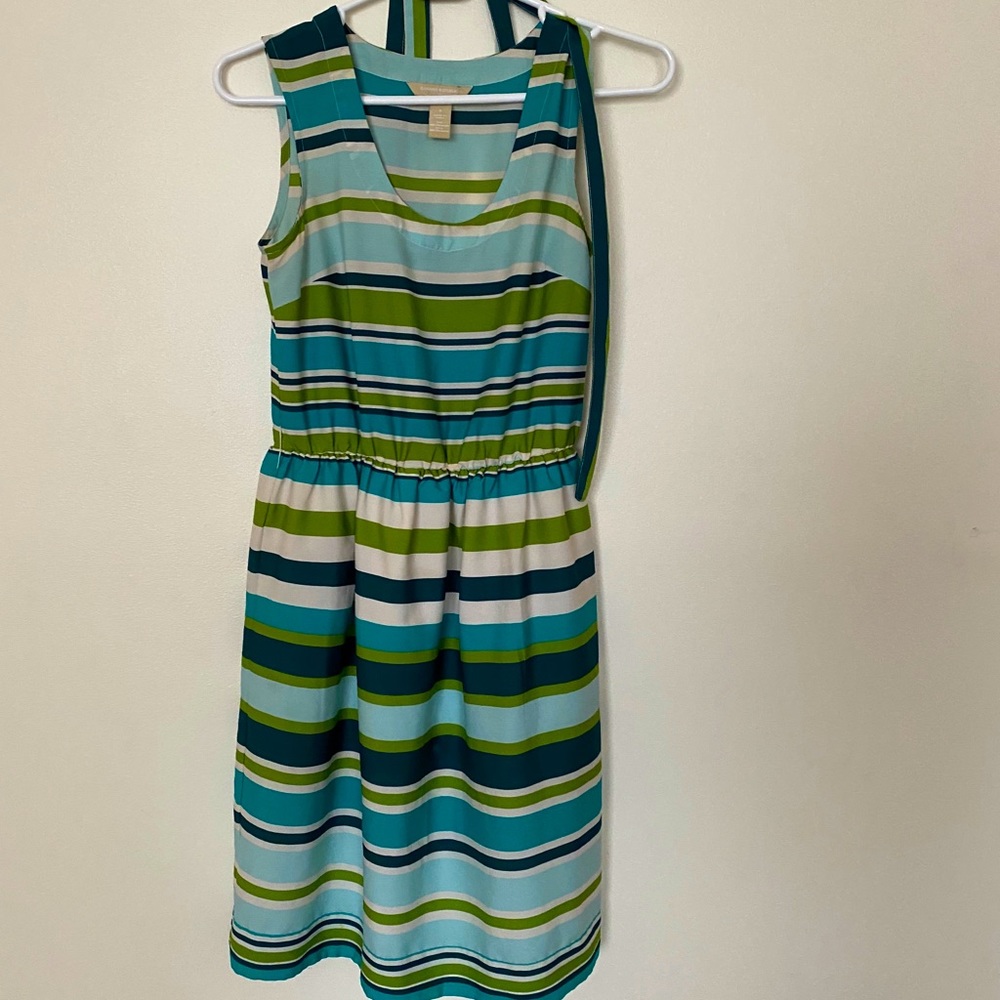 Banana Republic size 0 sleeveless multi colored